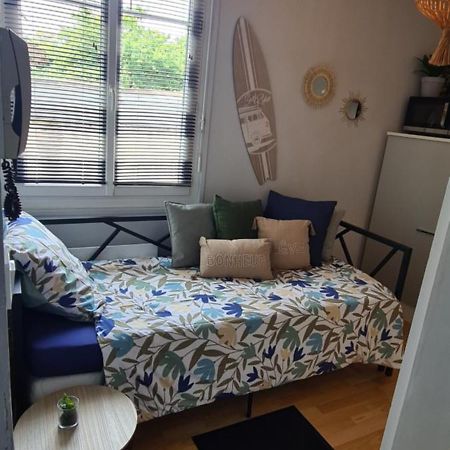 Adorable Studette Proche Gare Apartment Chartres Exterior photo